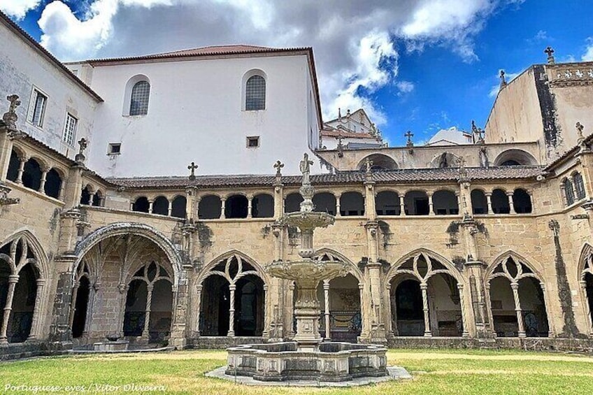 Coimbra Downtown: Private walking tour with tickets 5