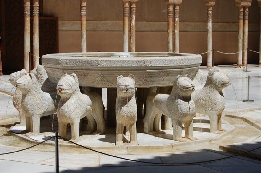 Courtyard of the Lions 1