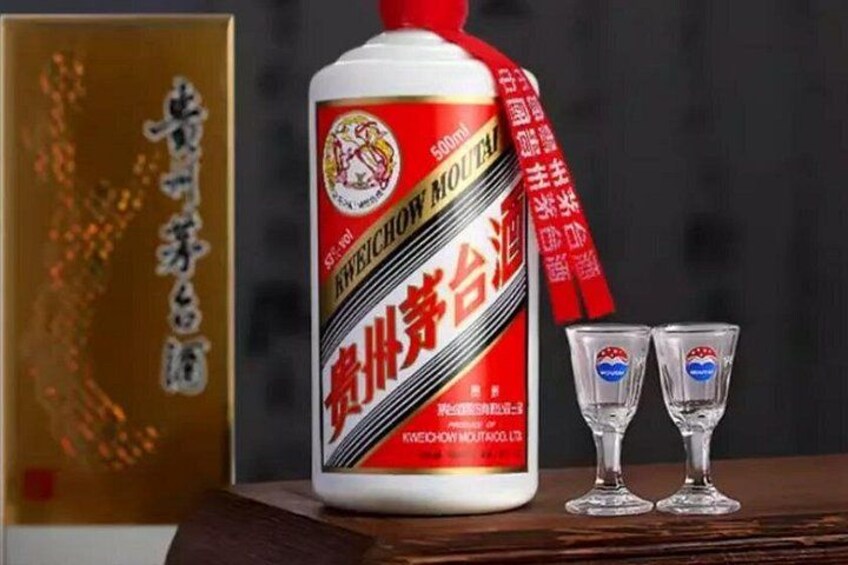 Tipsy Travel: Chengdu Evening Food and Bar Crawl with Local Guide 2