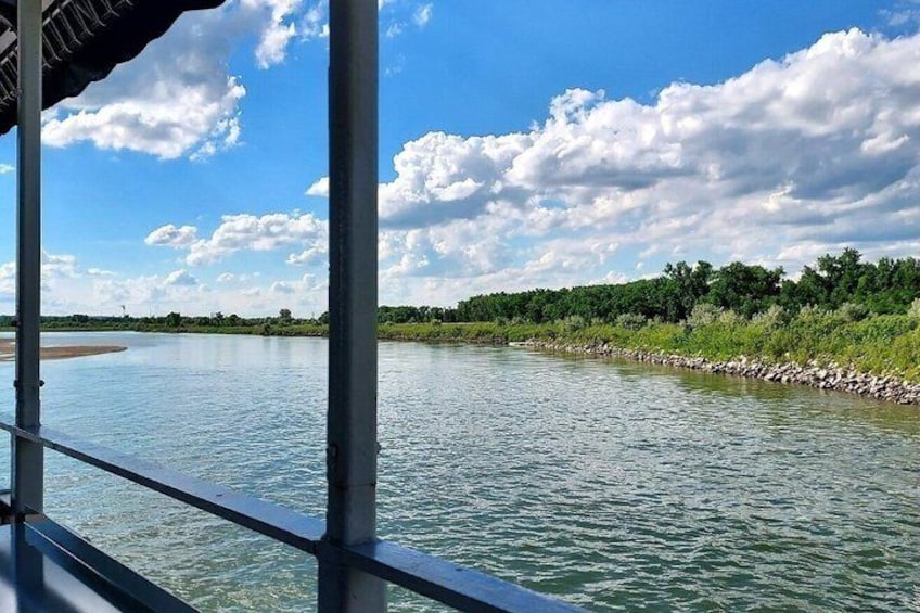 Burger Cruise featuring Blarney Stone Irish Pub 5