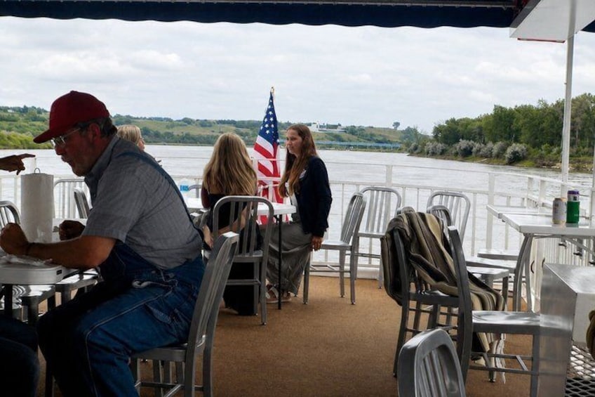 Missouri River Sunset Cruise Wednesday to Sunday 2