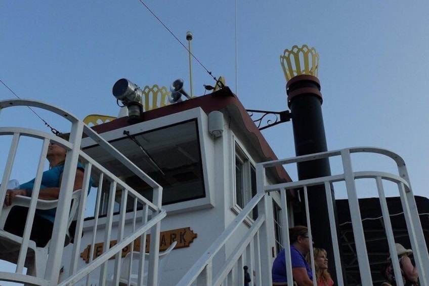 Afternoon Missouri River Leisure Cruise 5