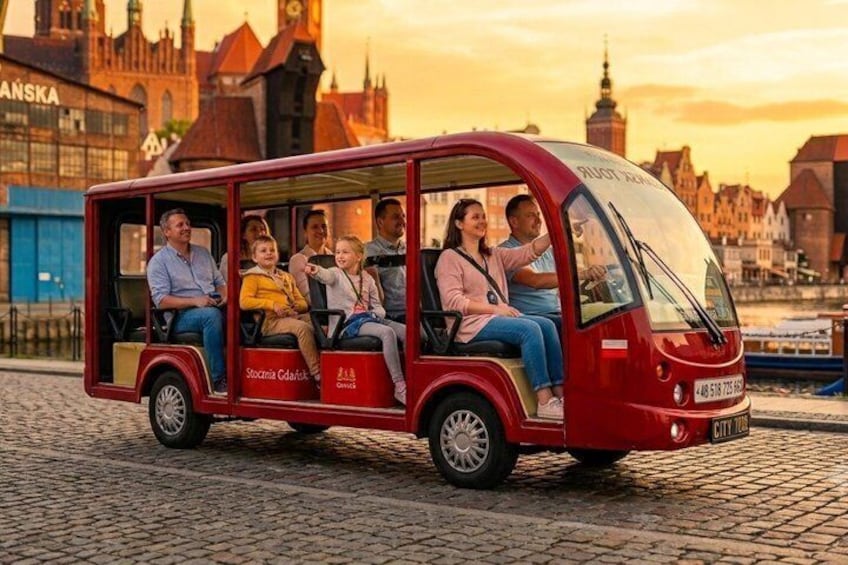 GDANSK City Tour by Golf Cart Live Guide & City Sightseeing 60min 3