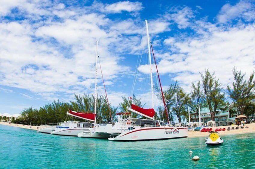 Grand Cayman Kittiwake and Reef Sail 3