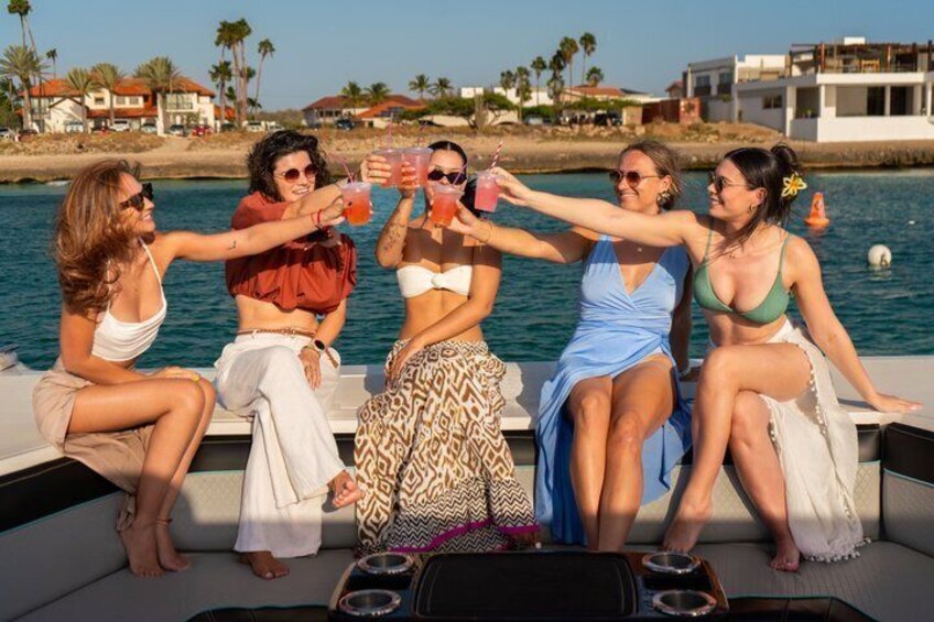 Private Beach Cruisin & Snorkeling Experience in Aruba 3
