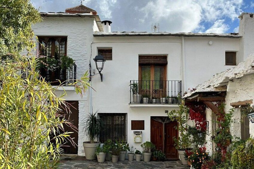 Captivating Capileira: A Self-Guided Audio Tour 1