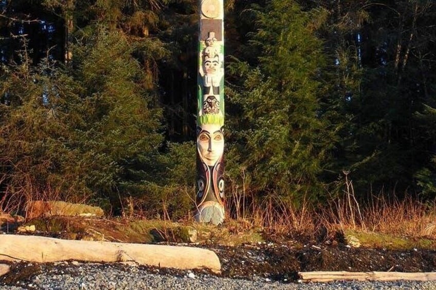 Sitka Sightseeing Tour including Fortress of the Bear and Totem Poles 3