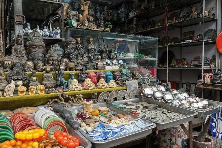 Private Shanghai Shopping Tour with Local Shopping Guru 4