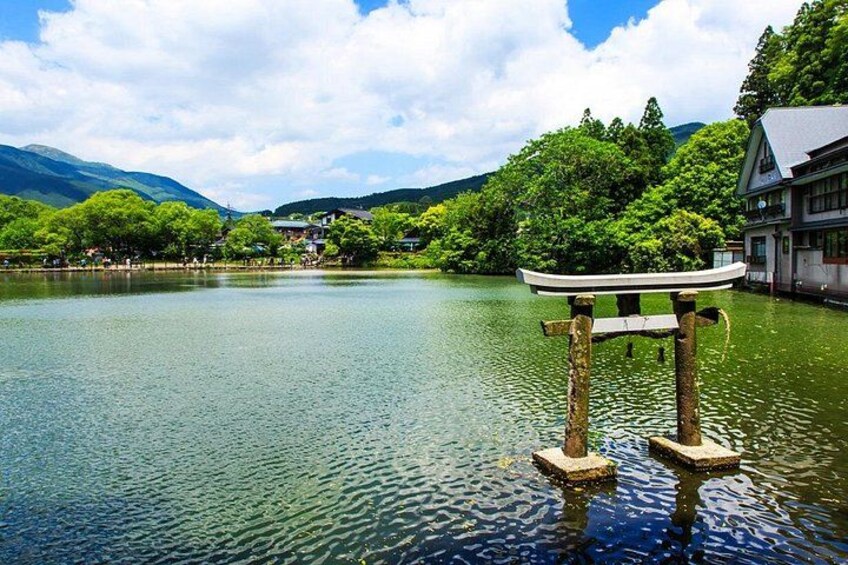 Fukuoka Day Trip to Yufuin, Beppu Hell Onsen and Animal Park 5