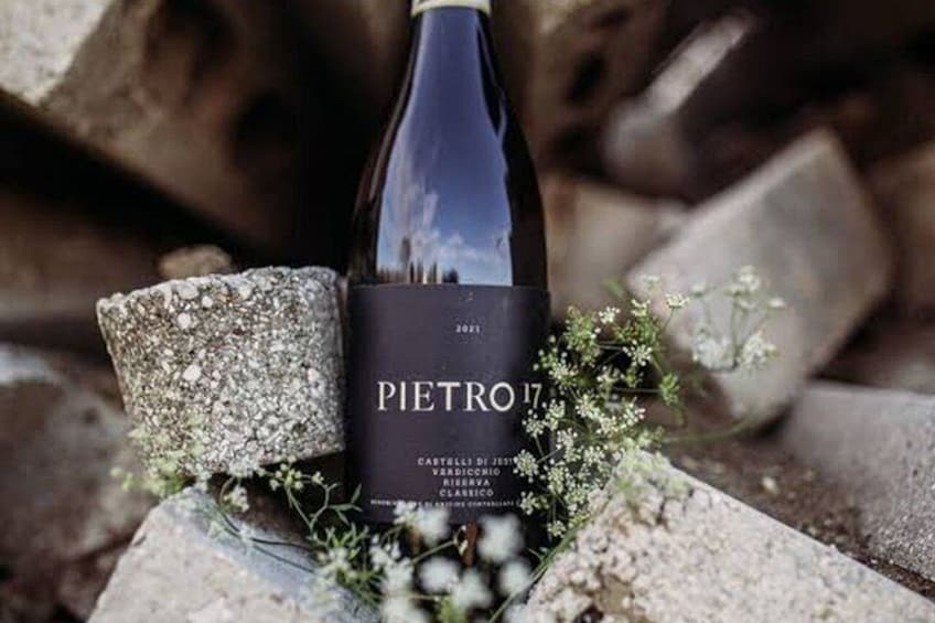 Explore the Richness of Marche Wine Flavors 3