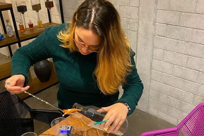 CDMX Create Your Craft Gin from Scratch - Santa Fe 3