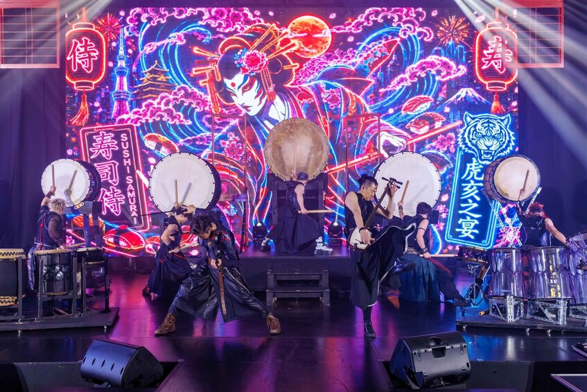 Osaka ; UTAGE Modern Japanese Taiko Show Next to Kaiyukan 1