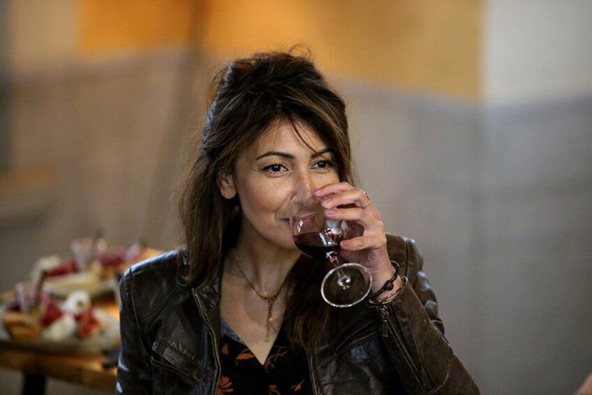 Tasting 5 Burgundy wines granted from regional cheeses 2