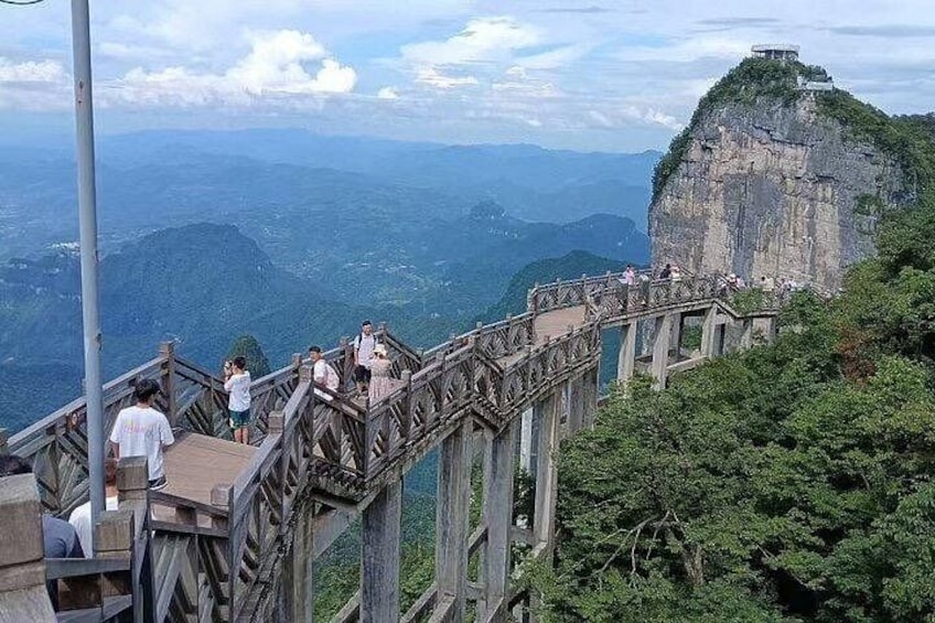 1-Day Private Tour to Mt.Tianmen & Furong Town Night Illumination 5