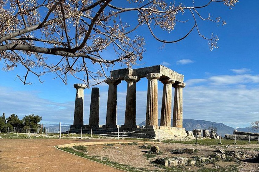 Exploring Corinth: In the Footsteps of the Apostle Paul 1