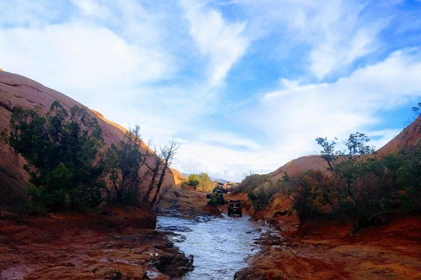 BEST! Hell's Revenge U-Drive 4X4 Tour in Moab +Dinosaur Tracks! 2