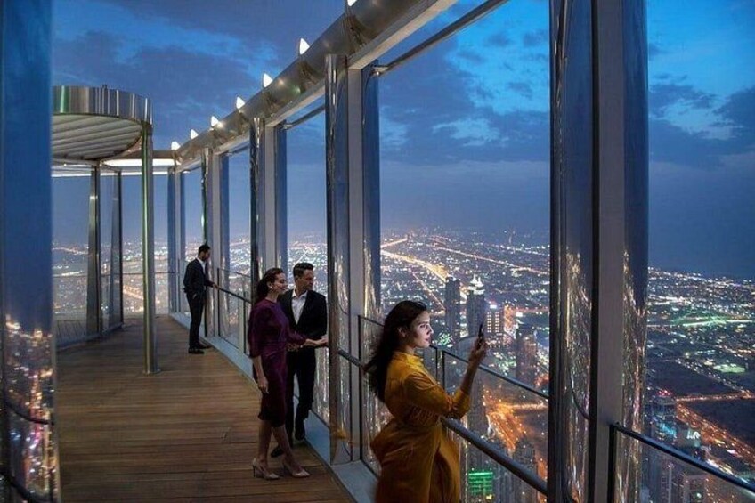 Dubai Burj Khalifa Floor 124+125 App Guided Tour with Ticket 1
