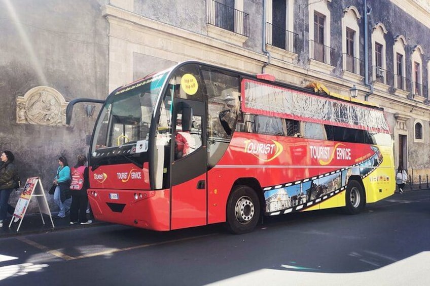 Hop on hop off Catania-Acicastello-Acitrezza panoramic bus 5