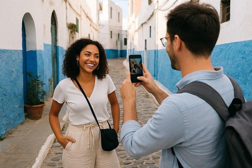 Discovery of the blue streets of Rabat with warm welcome and local authenticity. 5