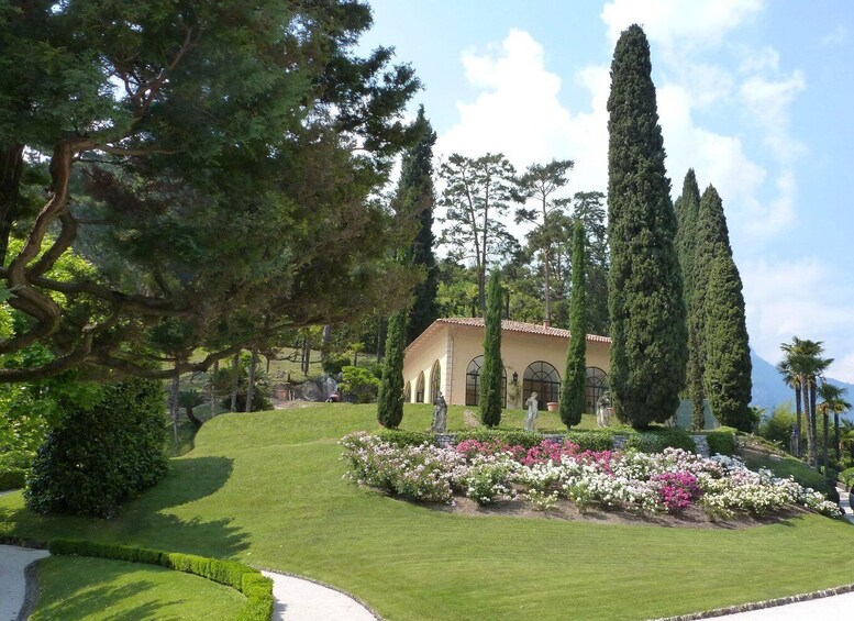 Picture 3 for Activity Tremezzina: Entrance with guided tour of Villa del Balbianello 2