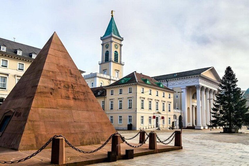 Explore Karlsruhe in 60 minutes with a Local 2