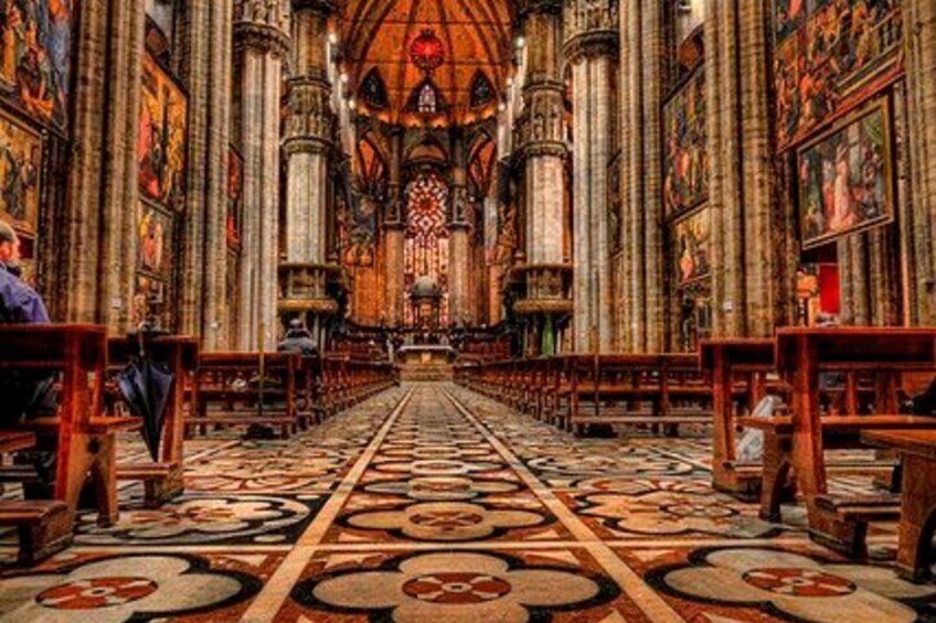 Milan Duomo & Galleria Private Tour : Skip the Line 4