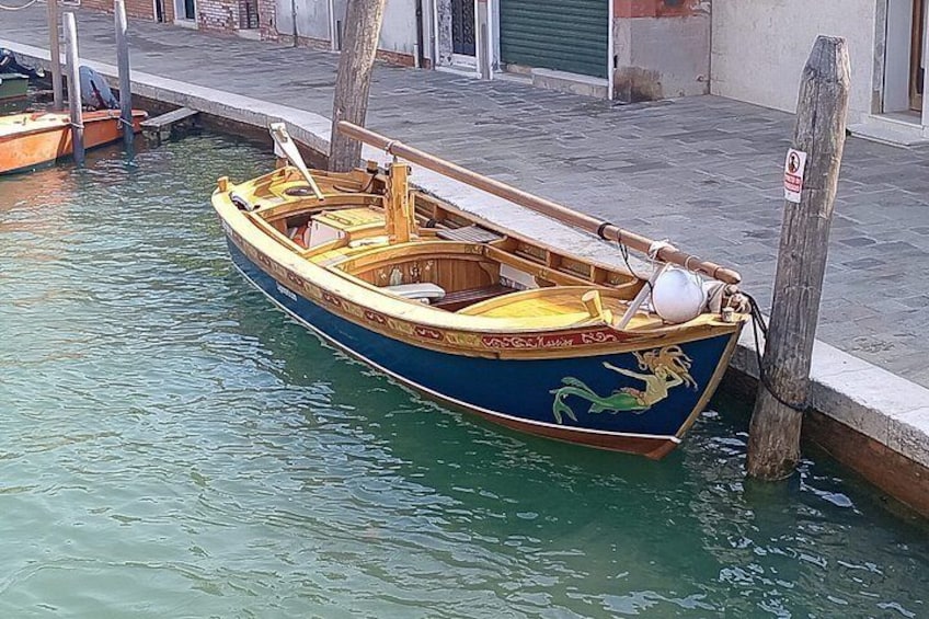 Venice: Murano, Burano and Torcello Vintage Boat Tour 3