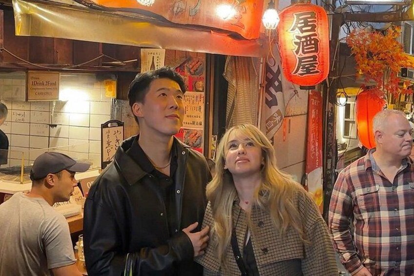 Tokyo: Shibuya Food Tour with 15 Dishes at 4 Eateries 4