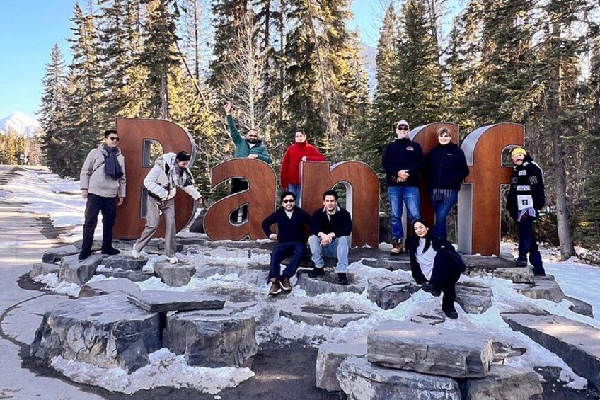 Lake Louise, Moraine, Emerald Lake, Johnston Canyon, Banff Town 4