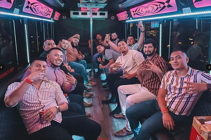 Las Vegas Club Crawl - Party Bus Tour 3