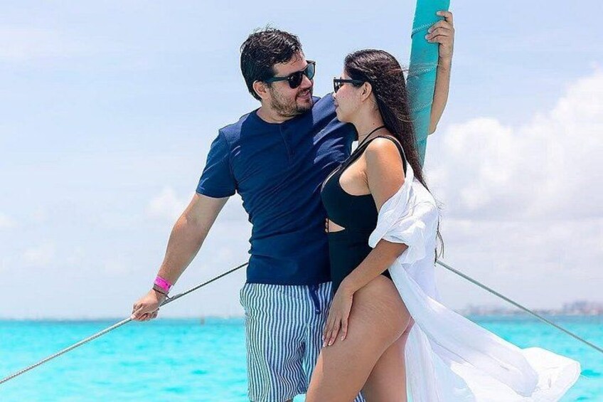 Isla Mujeres Catamaran + Snorkel + Open Bar on board + Buffet 5