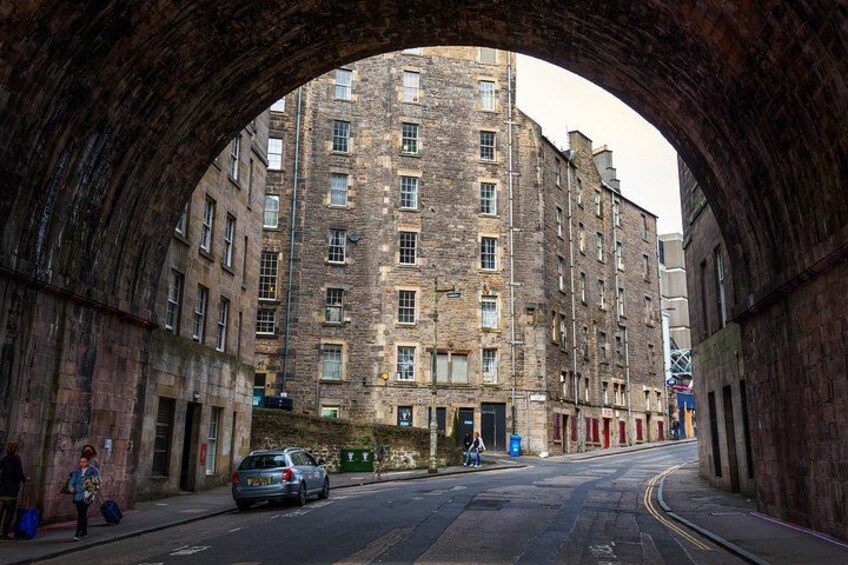 Edinburgh's Trainspotting Sites Audio Walking Tour 1
