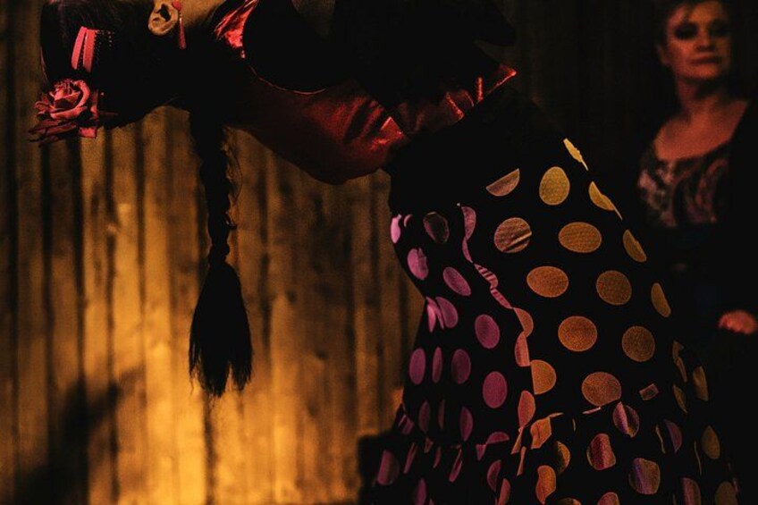 Madrid: Premium Ticket to Local Flamenco Show 4