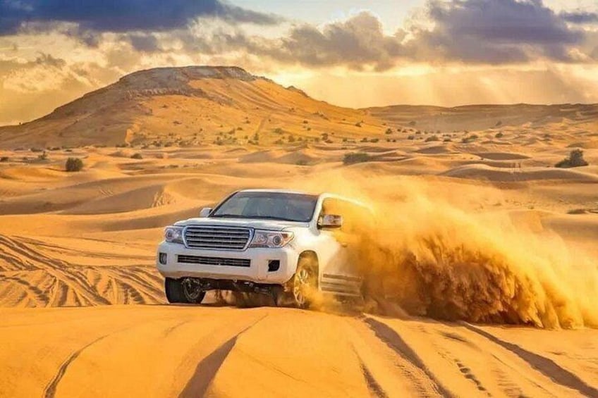 Doha: Desert Safari: Dune Bashing, Quad Bikes & Camel Rides 4