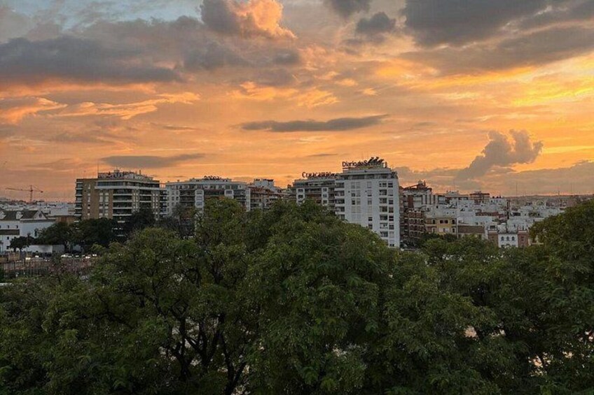 Rooftop Sunset Wine Experience 4