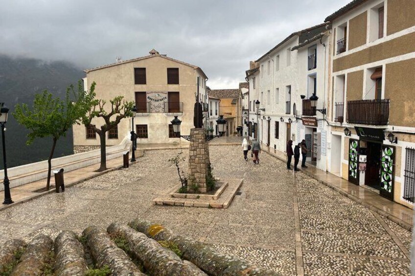 Premium Tour Guadalest and Chocolate Museum Small Group Value 5