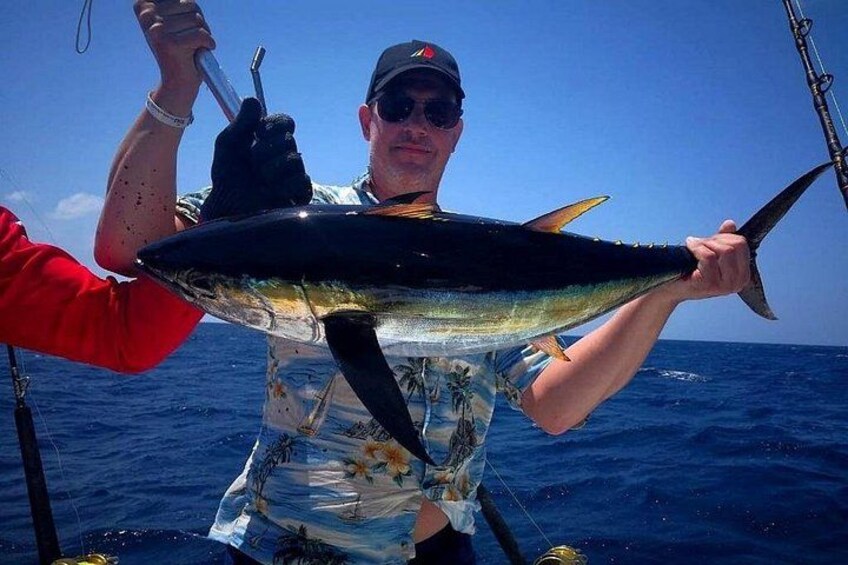 Sport fishing in in the Gulf of Papagayo Costa Rica 4