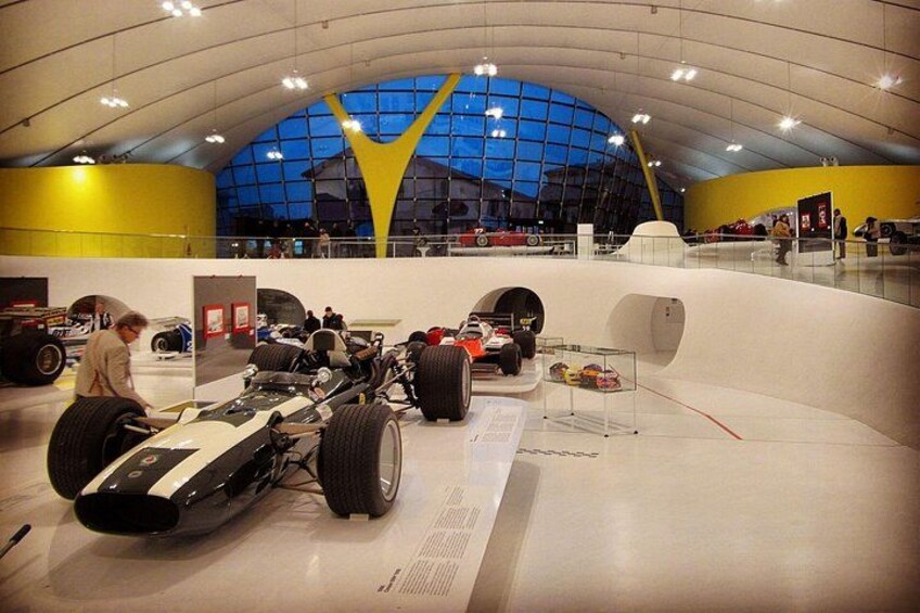 Museo Enzo Ferrari 5