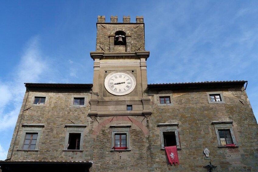 Kid Friendly Cortona Private Guided Tour for Families 3