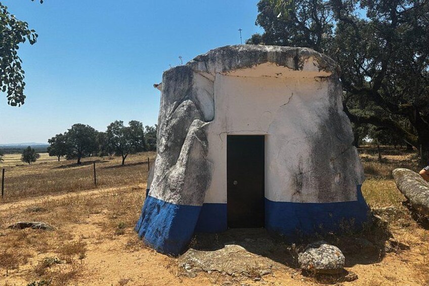 Anta Capela de S. Brissos 5