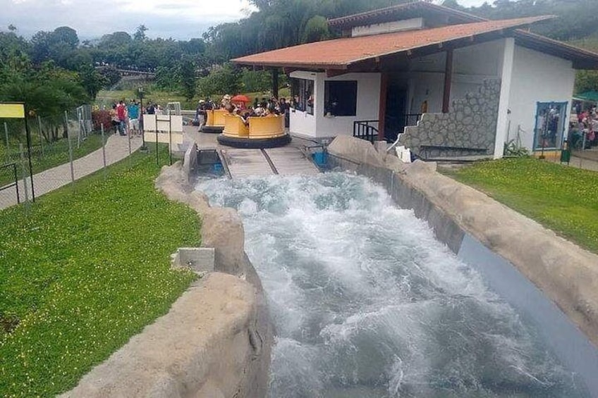 Parque del Café with Private Transportation and Tickets 4