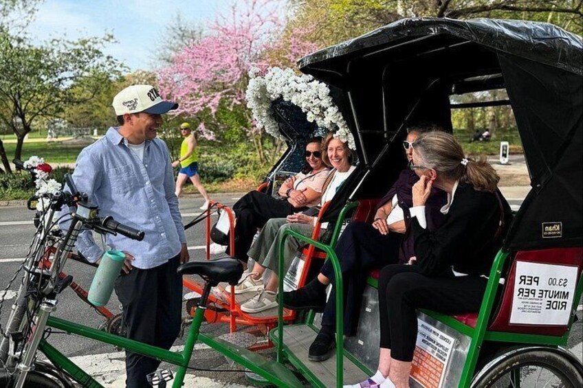 First Class Central Park Tour – Iconic Views & VIP Photo Moments 5