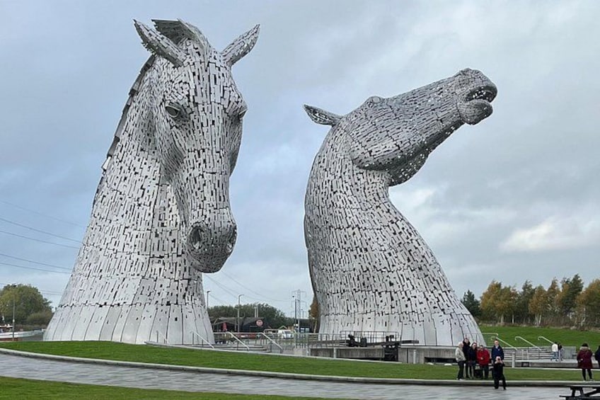 Kelpies, Falkirk Wheel and Glasgow City Day Tour 3
