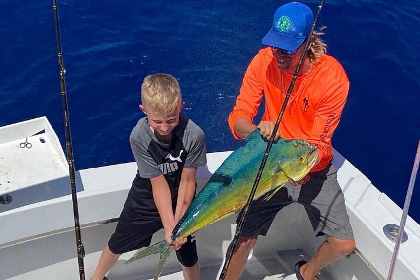 The best family fishing trips happen in Key West! #DeepSeaFishing #KeyWestFamilyFun 5