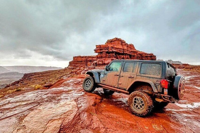 BEST! Hell's Revenge Jeep Rubicon U-Drive 4X4 Tour in Moab 2