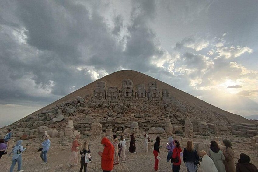 mount nemrur 3