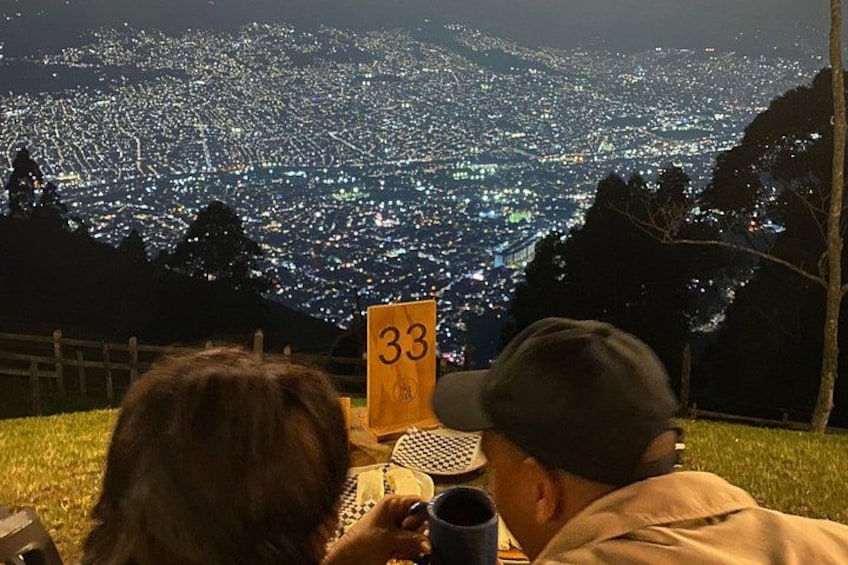 Medellin : Sunset Tour | 2 Viewpoints, Campfire & Snack Included 4