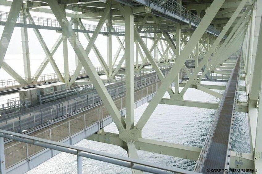 Himeji Castle and Akashi Kaikyo Bridge Walking Tour from Kyoto 5