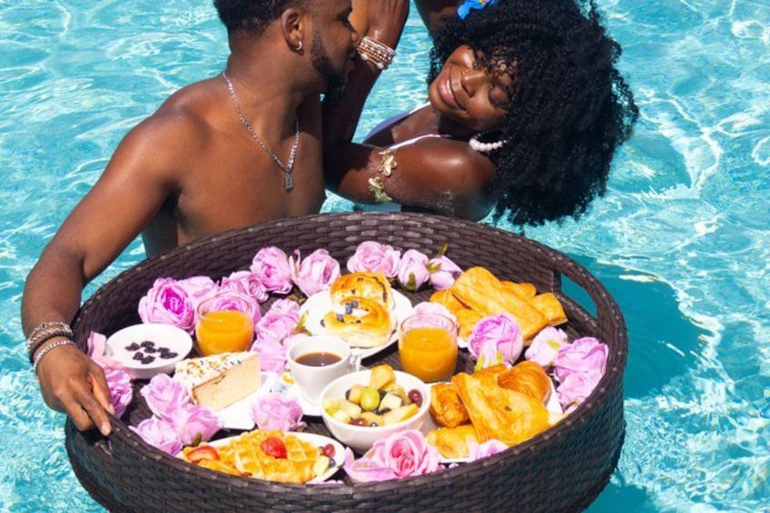 Aruba Floating Breakfast FREE Drone Videos, Champagne & Mimosas 2
