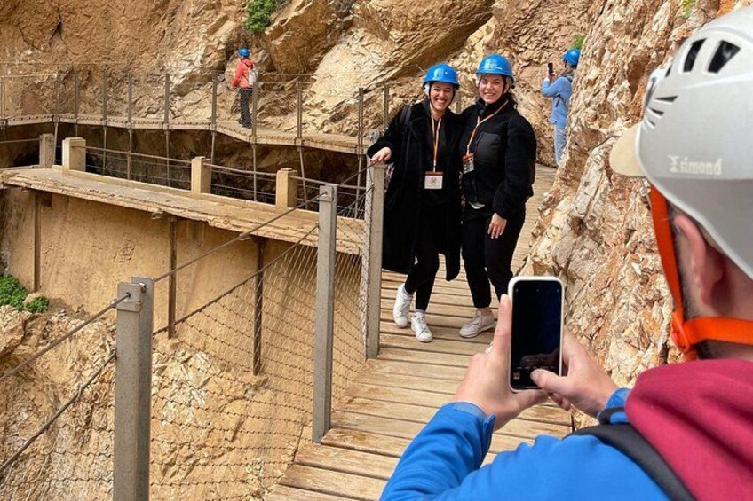 Caminito del Rey from Malaga : Round Trip Bus + Official Guide 2